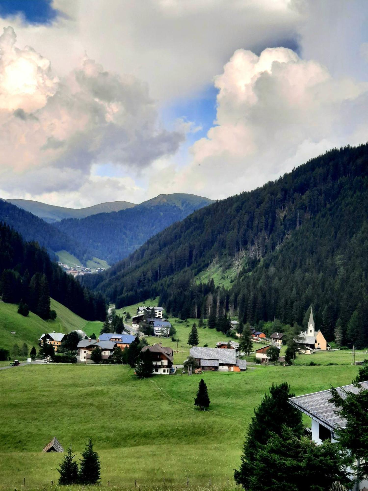 Ski- Und Wander Appartements Schiffer Innerkrems Bagian luar foto